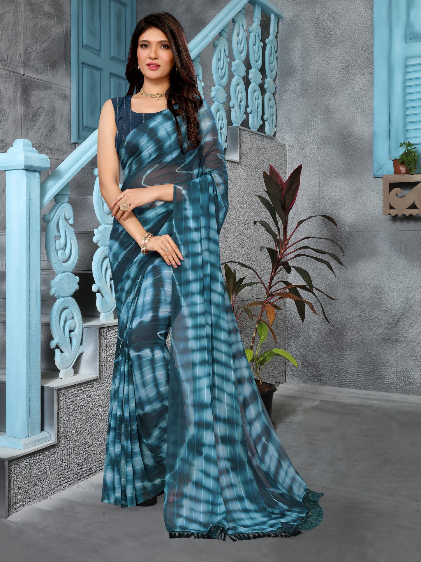 Hightex Striped, Embellished, Graphic Print Bollywood Georgette Saree