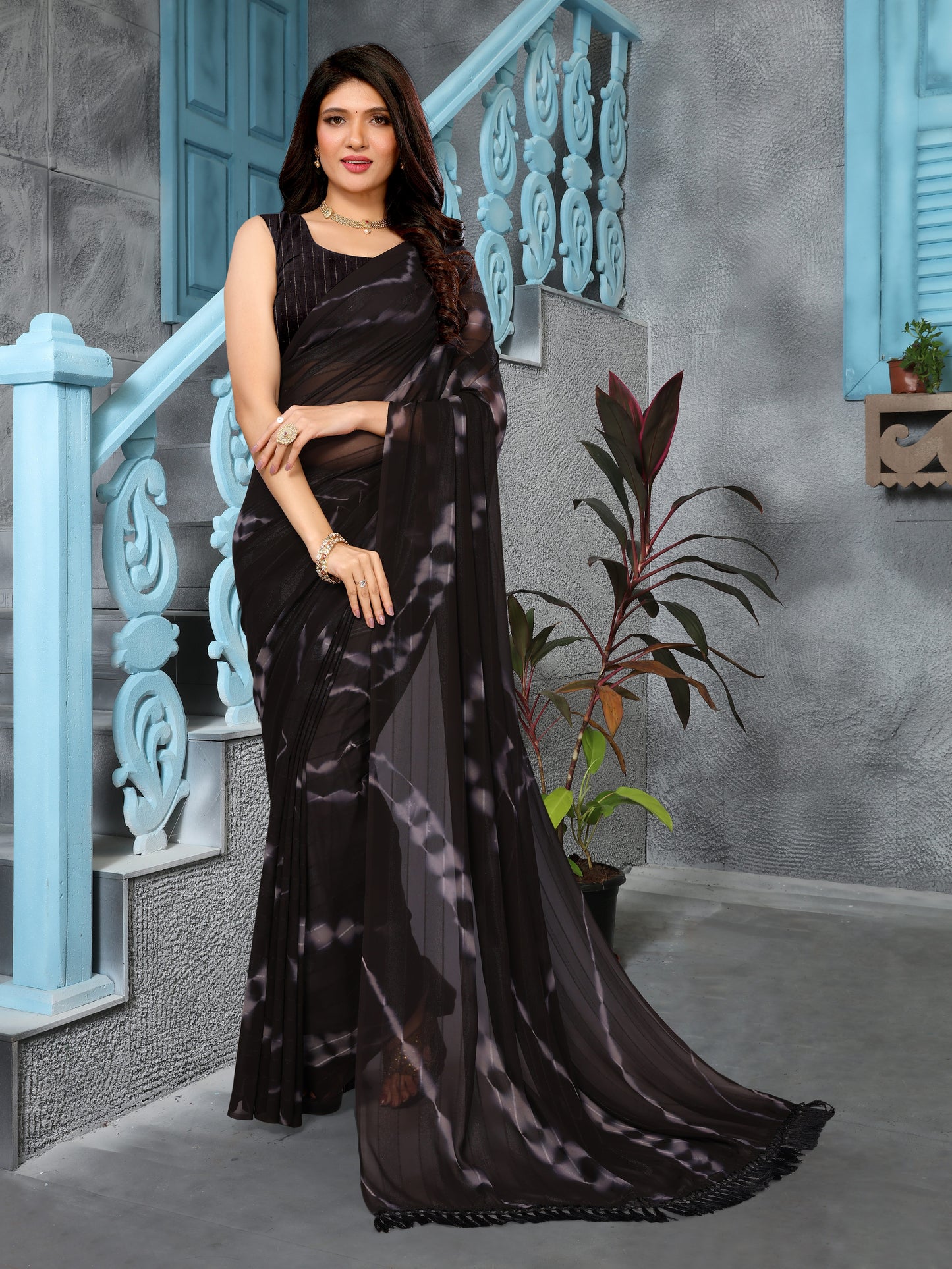 Hightex Striped, Embellished, Graphic Print Bollywood Georgette Saree